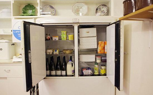 GE通用电器老冰箱为英国王室效力62年