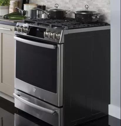 牛排的口感 取决于GE Appliances五灶头烤箱灶的火候 牛排的口感 取决于GE Appliances五灶头烤箱灶的火候
