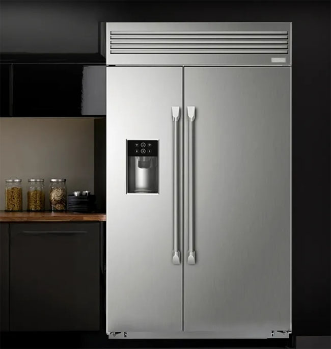 GE嵌入式对开门冰箱为美食的风味与营养保驾护航